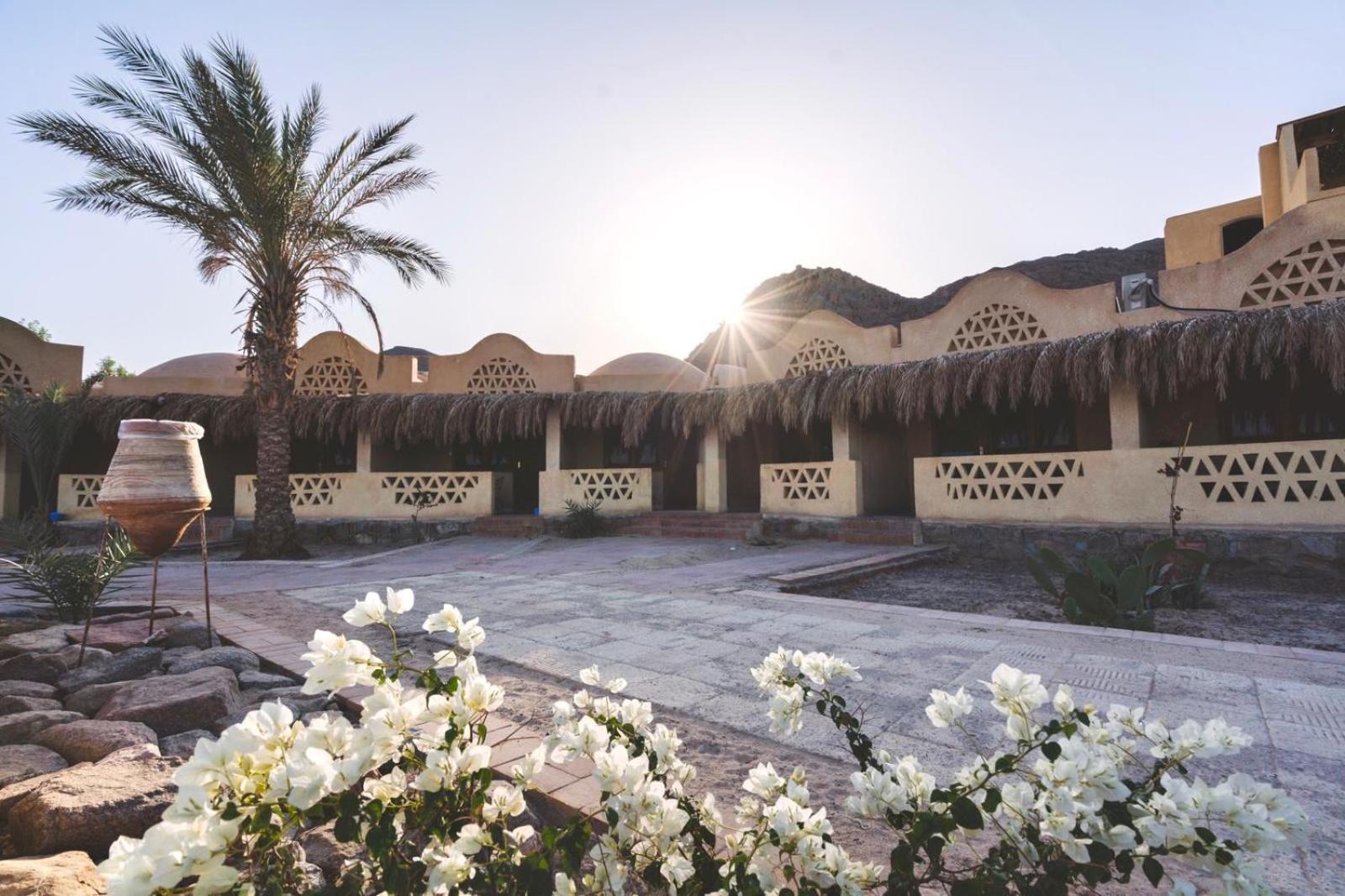 Aqua Sun Hotell Nuweiba` Exteriör bild